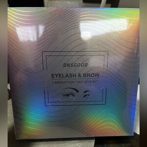 DNSGOOR Eyelash & Brow Lamination Tint Dye Kit is an at-home beauty treatment